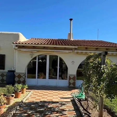 Evelina Puerto Rey Villa Vera